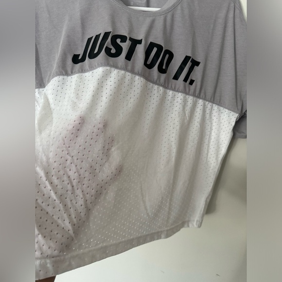 Nike Just Do It Running Tee - Picture 4 of 8